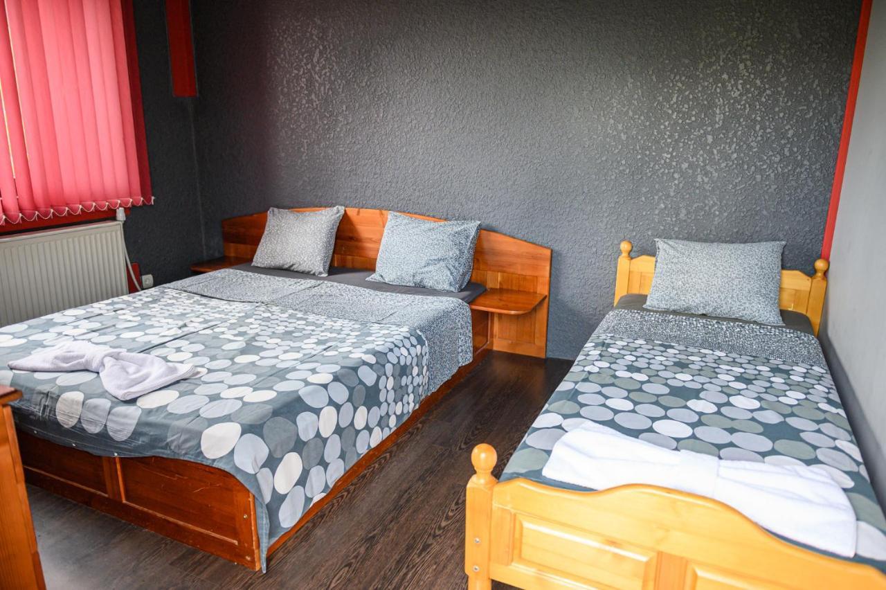 Medi Guest House 사파레바바냐 외부 사진