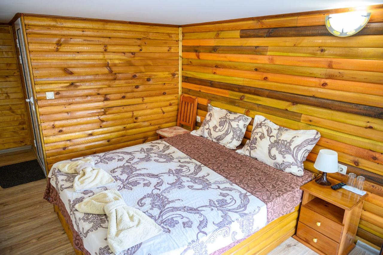 Medi Guest House 사파레바바냐 외부 사진