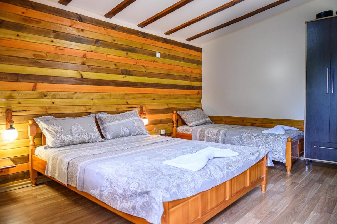 Medi Guest House 사파레바바냐 외부 사진
