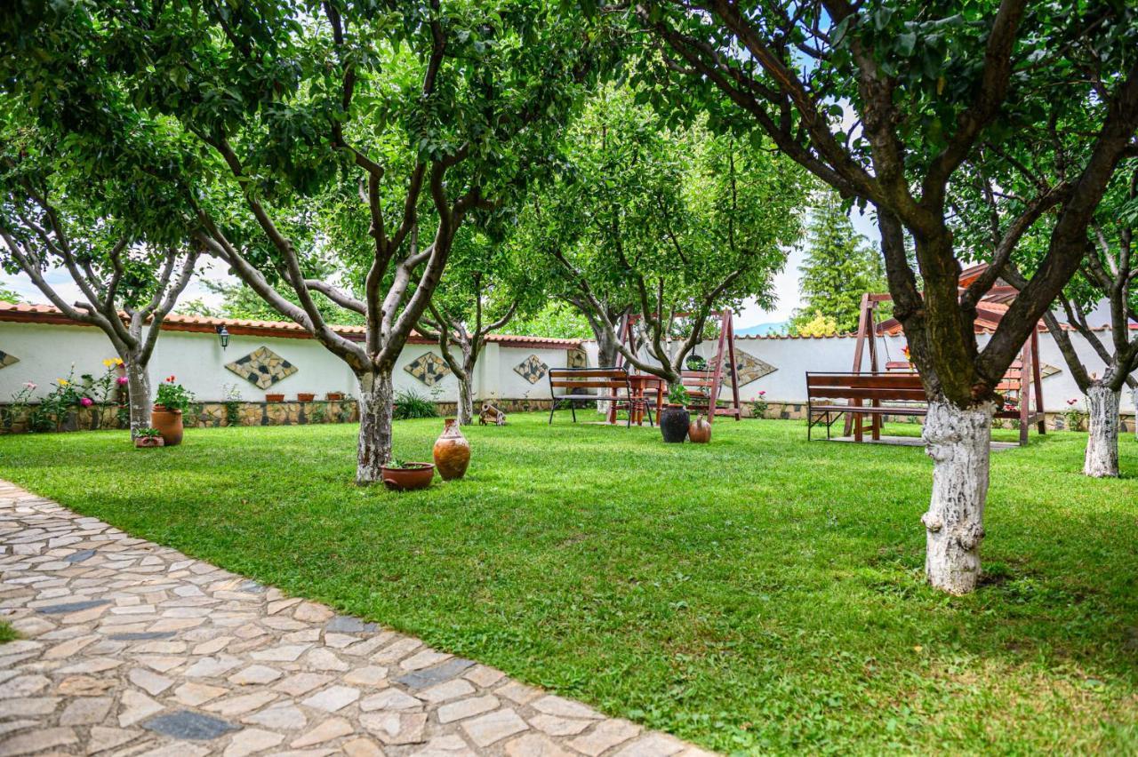 Medi Guest House 사파레바바냐 외부 사진